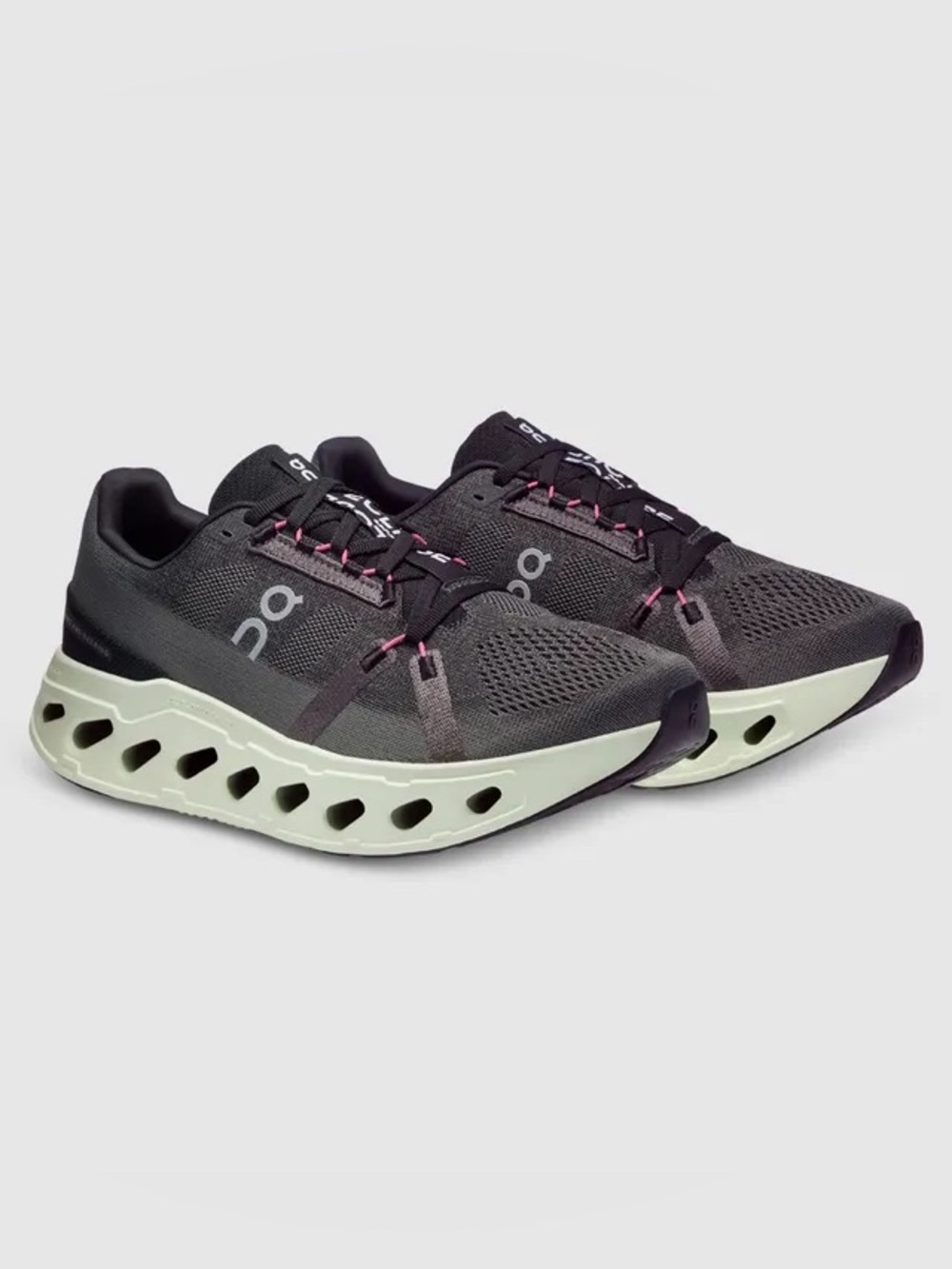 ON CLOUDECLIPSE unisex Men’s 7 Women’s 8.5